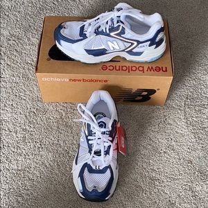 NWT New Balance SL-1 running shoes/sneakers